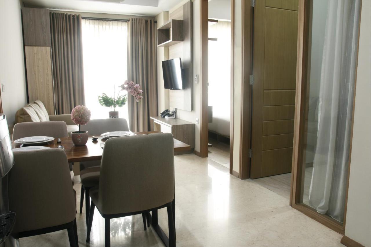 Graha Makara Suite Hotel & Residence Cikarang Buitenkant foto